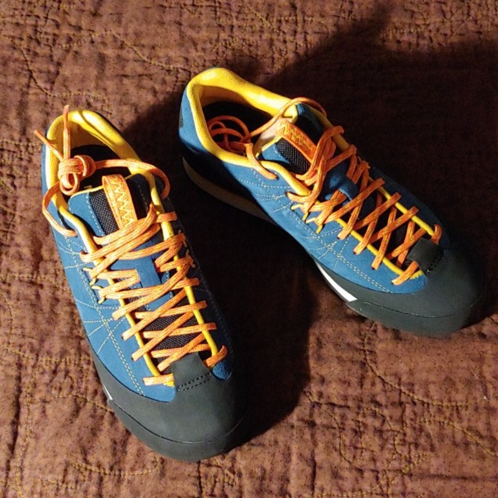 Merrell Catalyst Suede